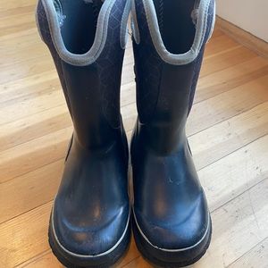 BOGS Slushie Geo Kids Size 12